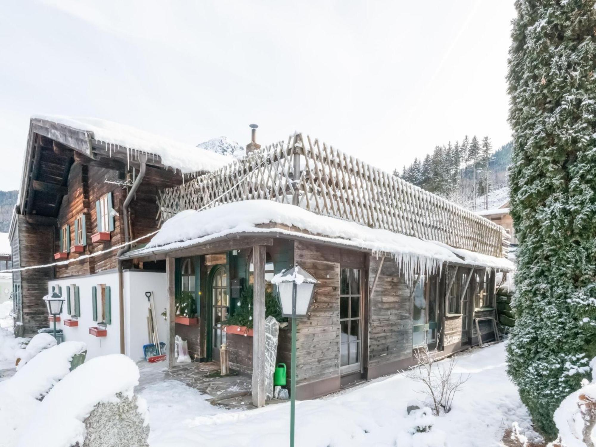Rustic Farmhouse With Sauna In Bramberg Neukirchen am Großvenediger Extérieur photo
